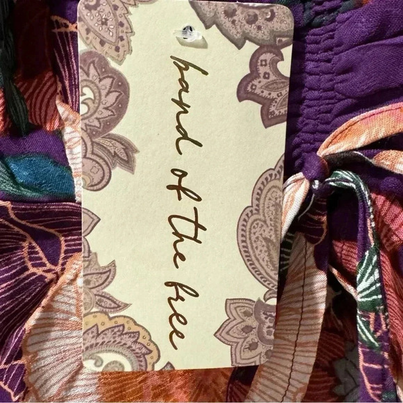 B.O.G. Collective Band of the Free Floriane Floral Long Sleeve Crop Blouse - Picture 10 of 13